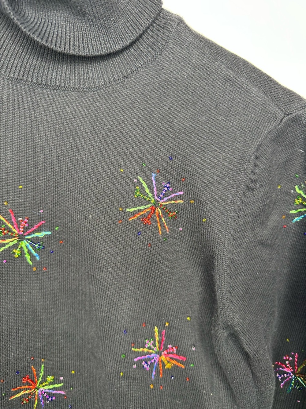 Talbots vintage Black Sweater with Embroidered Multicolor Detail med - Picture 5 of 6